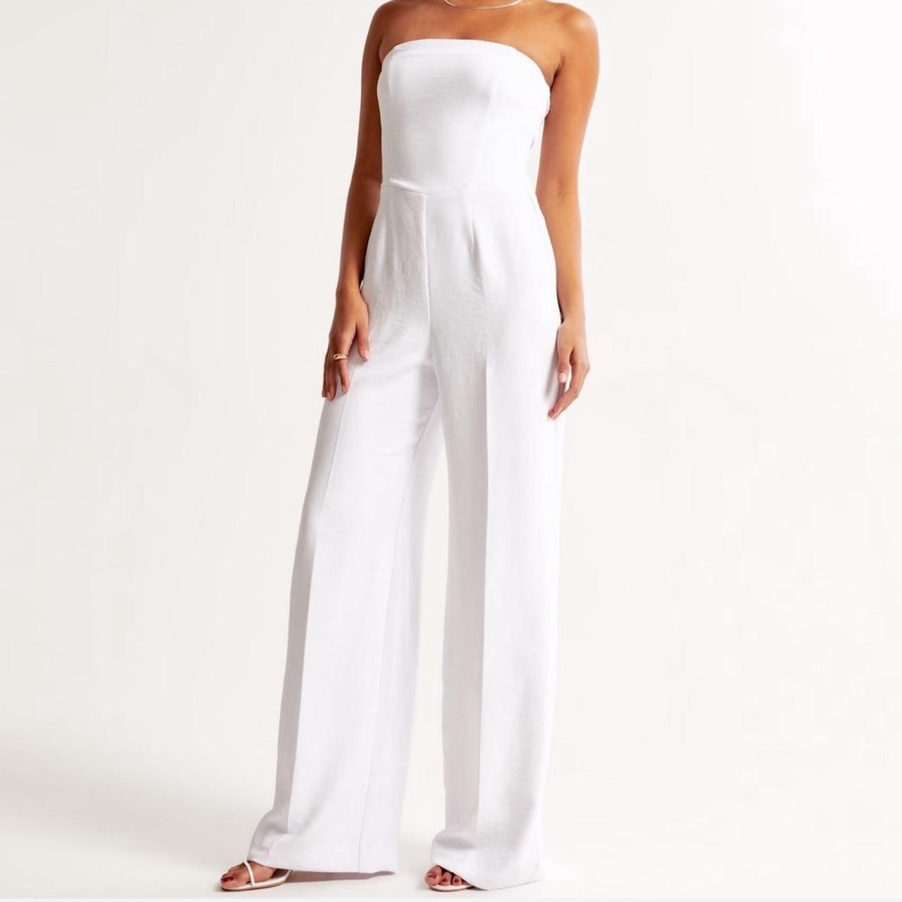 Abercrombie & Fitch White Strapless Jumpsuit with Removeable Straps NWT